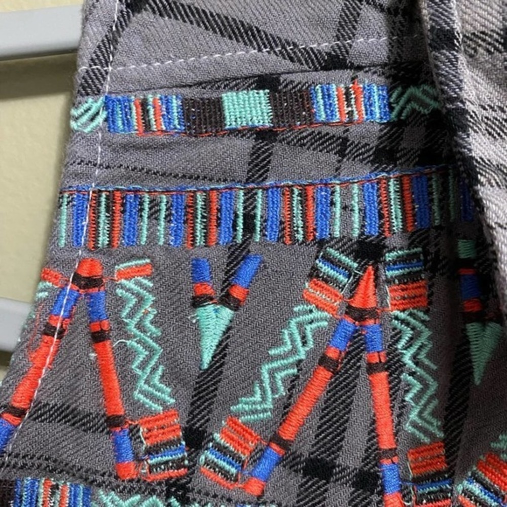 Miss‎ Me High Low Shirt, Size S - Picture 4 of 4